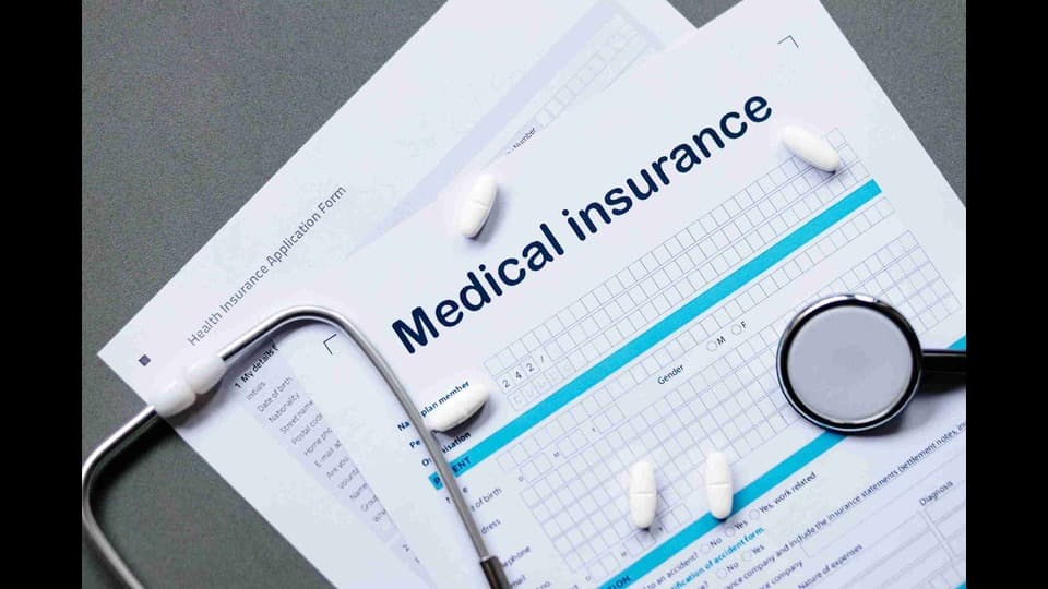 2026年关于在新加坡的医疗保险,你需要知道的事 Everything You Need to Know About Health Insurance in Singapore